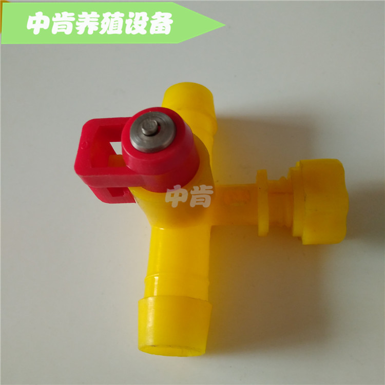 三通式饮水器、鸡钢球饮水器、鸡用饮水器、钢珠饮水器