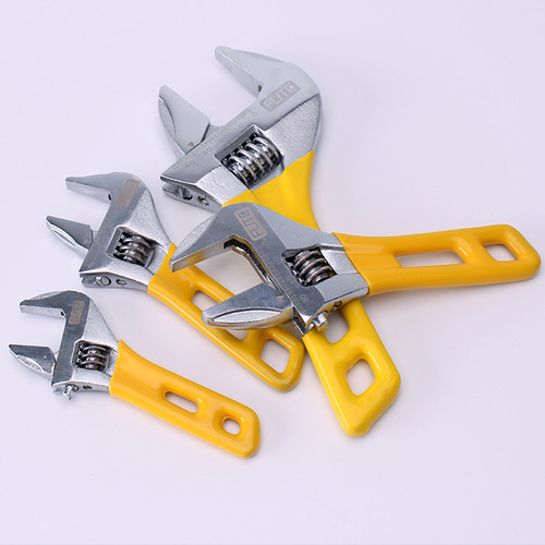 Wholesale supply of Ford lightweight short handle large open adjustable wrench long handle bathroom wrench chrome dipped plastic handle live mouth