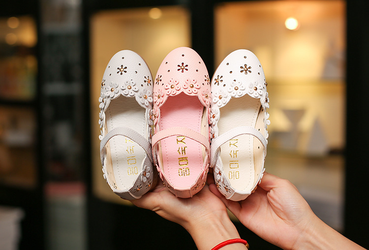 Women's Elegant Solid Color Point Toe Flats display picture 1