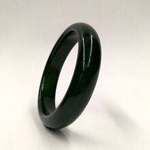 巴西玛瑙精品墨绿玉髓手镯碧绿女款高端加厚绿玛瑙手镯厂家批发