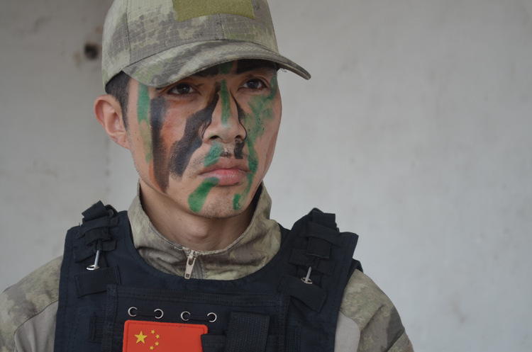 3043225420_2006762579