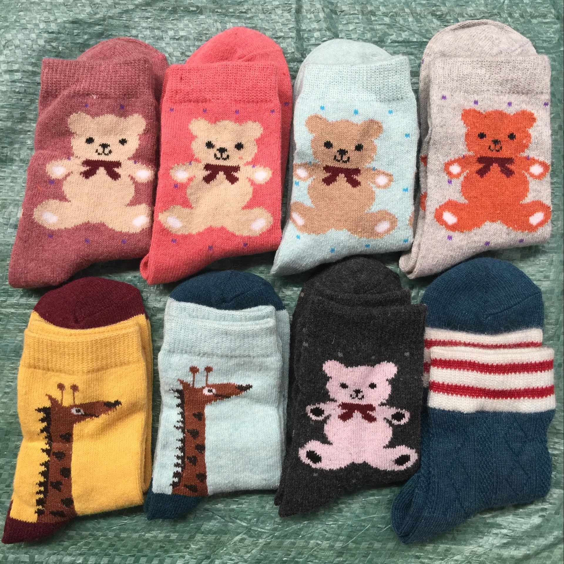 日本原單 卡通羊毛女士保暖中筒秋冬女襪 羊毛襪子 庫存襪子批發