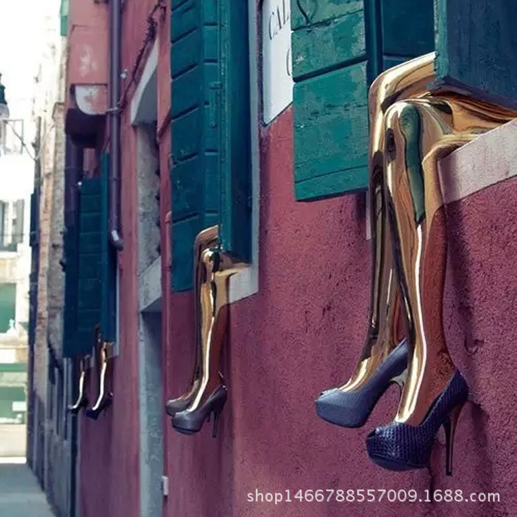 ���ⴴ�������ƿռ������Ƶ���н���װ��Ʒ�������γ�����