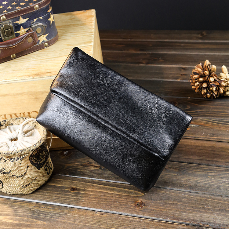 Men's Solid Color Pu Leather Magnetic Buckle Clutch Bag display picture 6