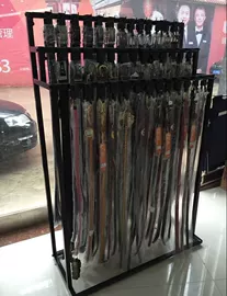 服装陈列架;衣帽架;展示衣架