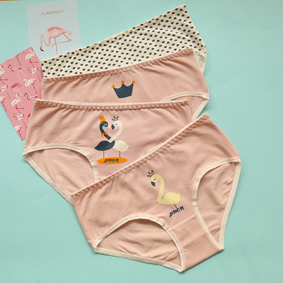 Z002 Middle-waisted Big version pure cotton lady Underwear wholesale 40 Cotton swan sexy Triangle pants