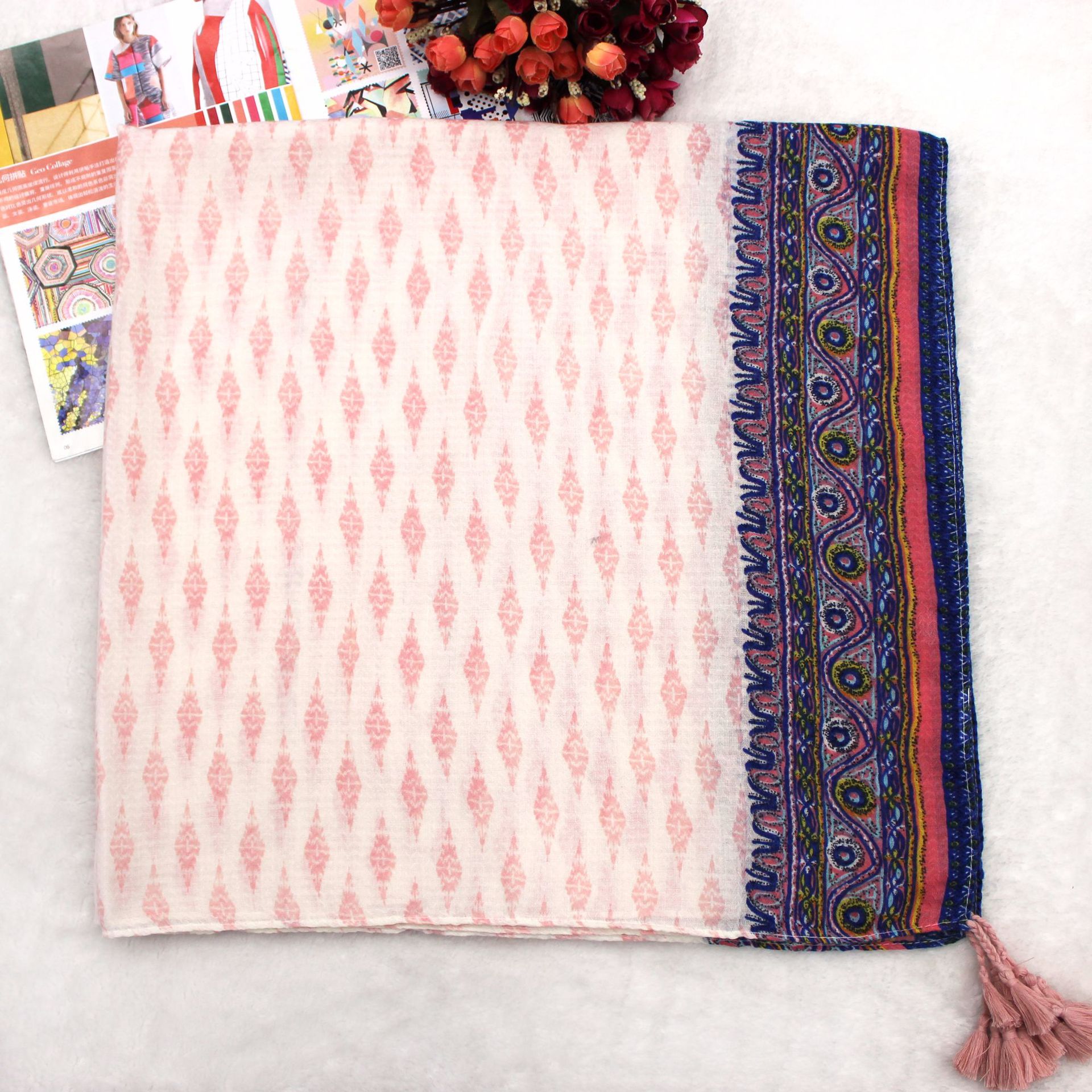 新款围巾 水波纹棉印花挂须围巾 时尚网格菱形