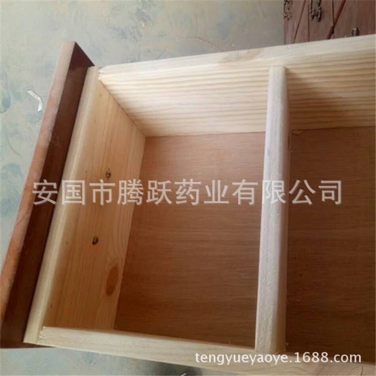 Solid Camphor Pine Chinese Medicine Cabinet 52 Drawer Herbal Storage Chest for Clinics and Home Apothecaries key features