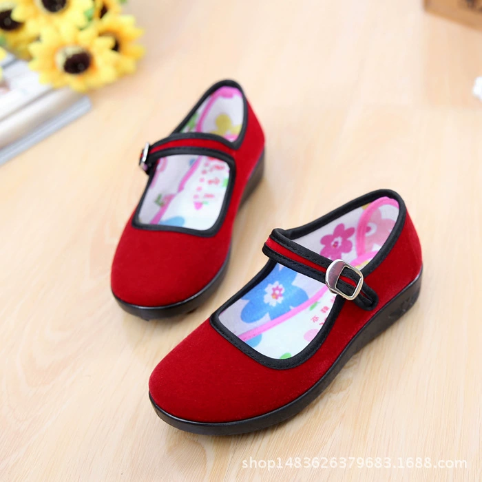 Детская обувь с вышивкой Old Beijing, обувь для танцев и студентов, обувь для выступлений, дышащая нескользящая обувь на мягкой подошве, ленивая обувь