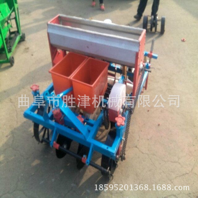 覆膜播种机厂家手推式高垄地膜机 人力不锈钢盖膜机烟台