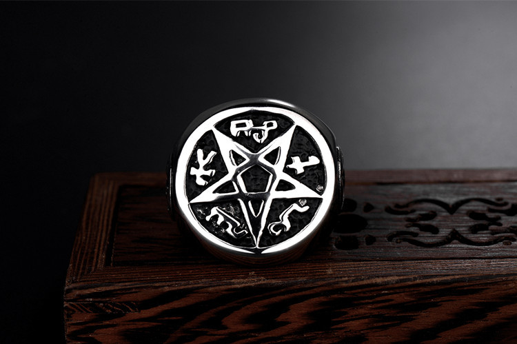 Punk Satan Star Ring 3