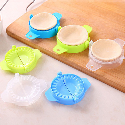 厂家直销 厨房手动捏饺子包饺子器模具 家用彩色饺子器