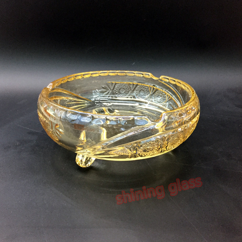 琥珀色烟灰缸-1