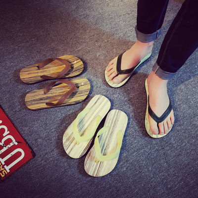 夏天季节男小贝新款仿木纹男士居家凉拖鞋人字沙滩拖鞋