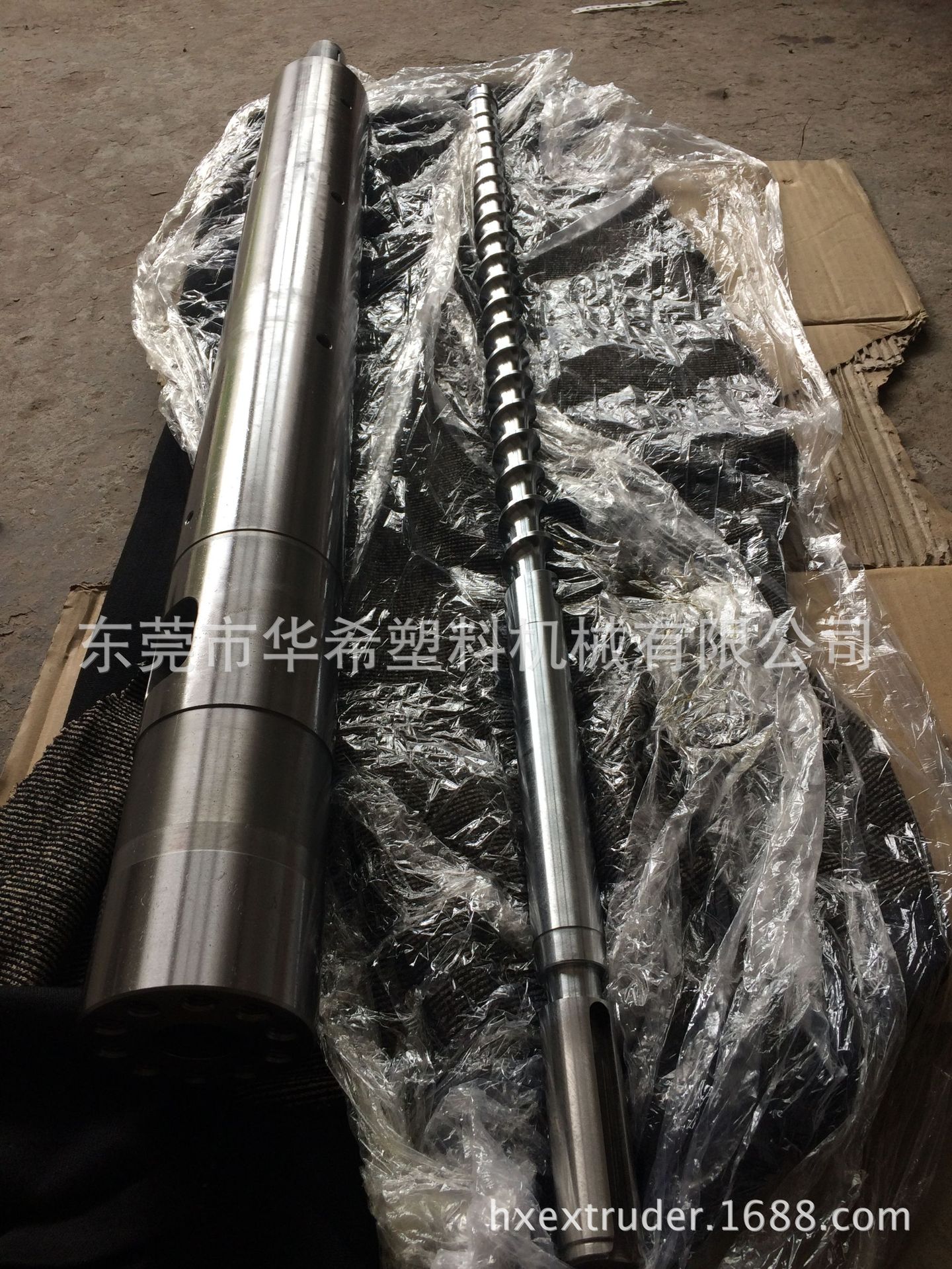 双合金C级注塑机螺杆炮筒，适合加工15%一下玻纤