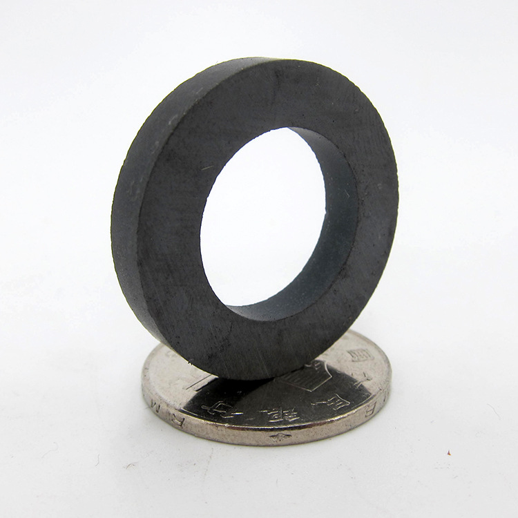 东莞厂家铁氧体黑色磁铁圆环 直径30毫米*内孔10*厚度5mm