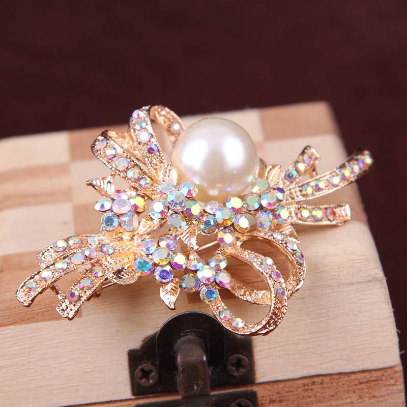 Korean fashion große perle diamant knoten brosche corsage brosche weiblichen zubehör_voghion.com