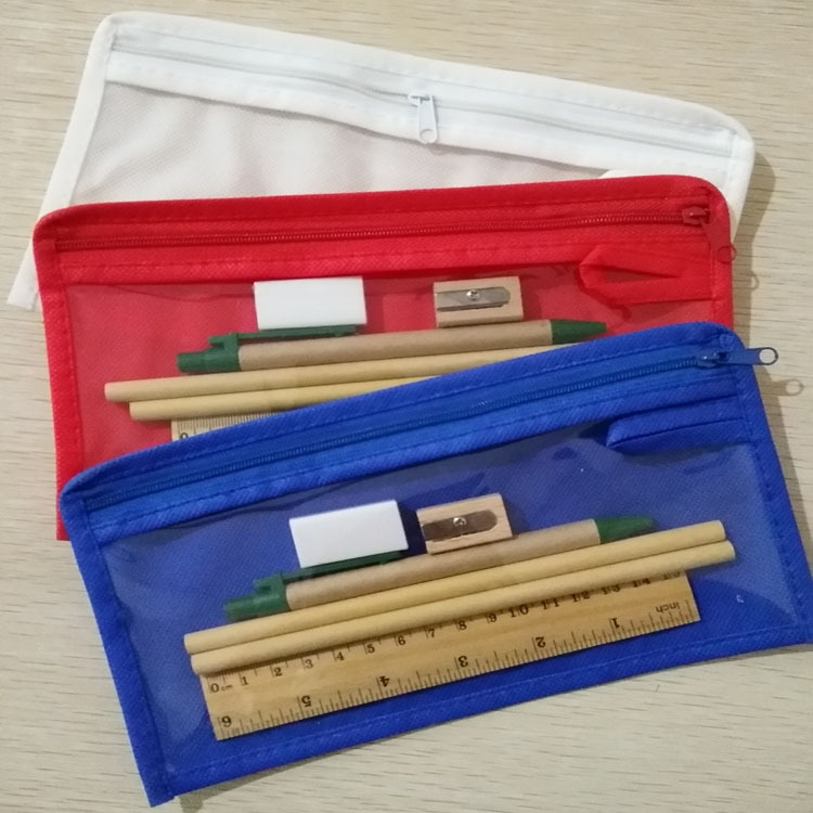 无纺布或牛津布袋包装环保文具套装 实用环保的学生文具组合搭配