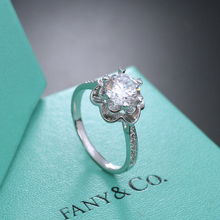 �����r���Ʒ��Ůϵ�����L�����ʯ���ܽ�ָ�18K���r��OL荽�