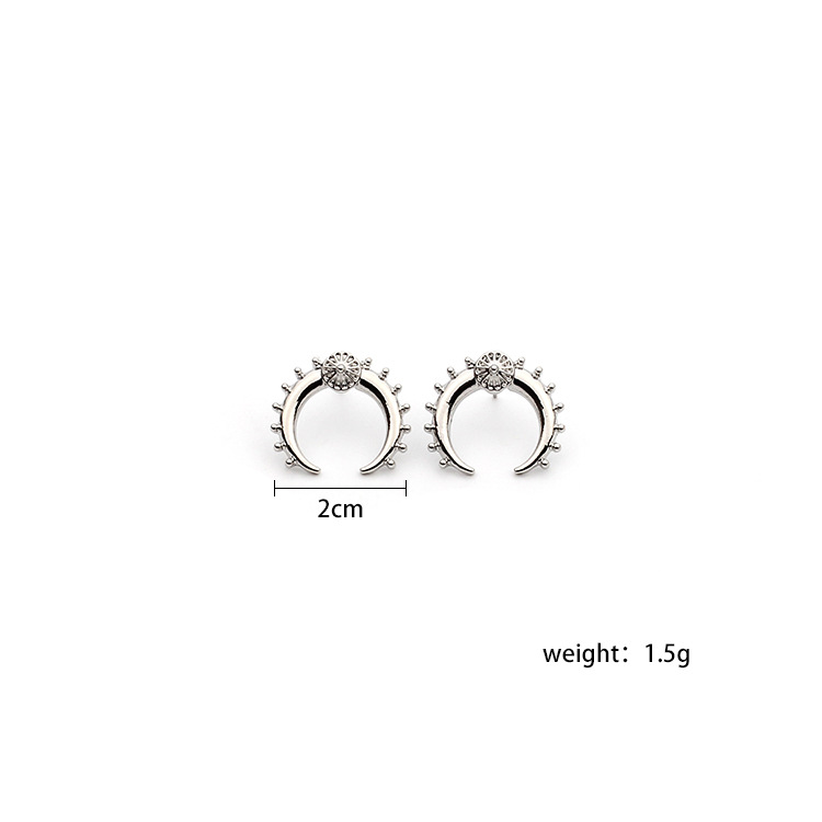 7g Weight Earrings, Ear Studs Classification Women'S Gender Fashion Style Gold, Silver Color Hot-selling Geometric Exaggerated Punk Metal Moon Glossy Crescent Earrings Wholesale 无