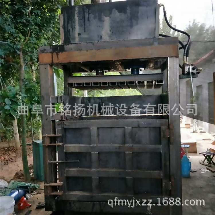 立式双杠废旧纸箱编织袋压缩机废旧角料废品金属打包压缩机现货