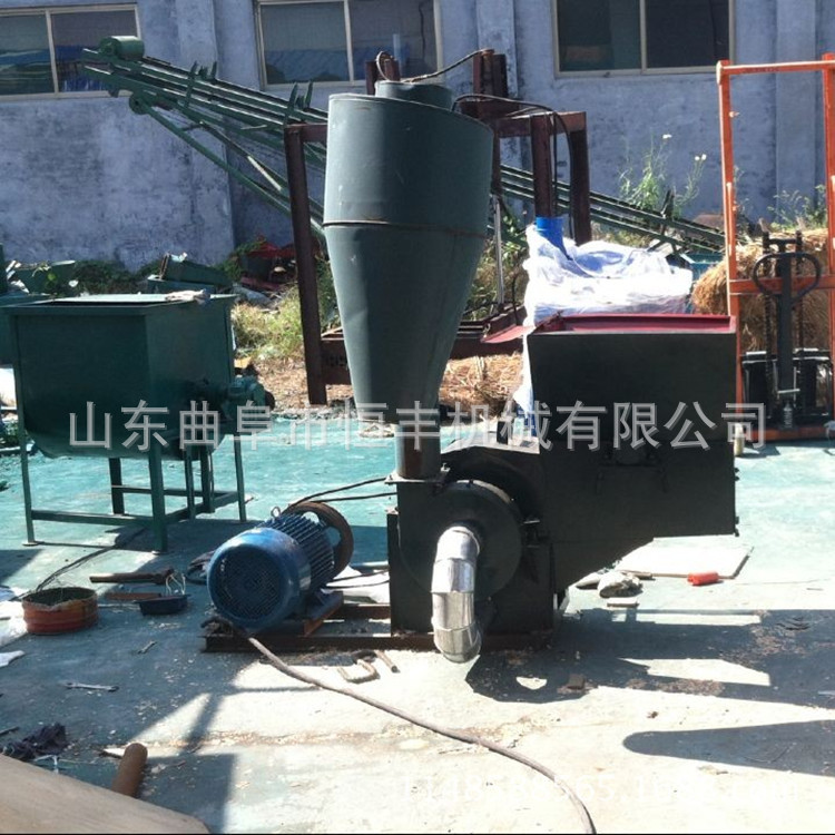 大型玉米秸秆饲料粉碎机 多功能粉碎机厂家 草粉机械