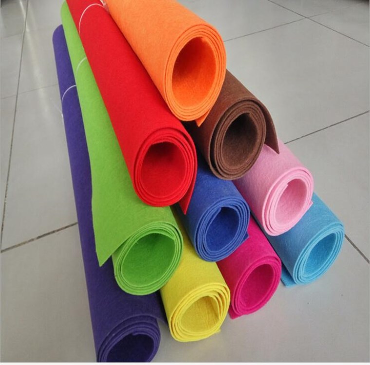 厂家供应彩色毛毡无纺布针刺化纤毡用途广泛12345mm数码印花