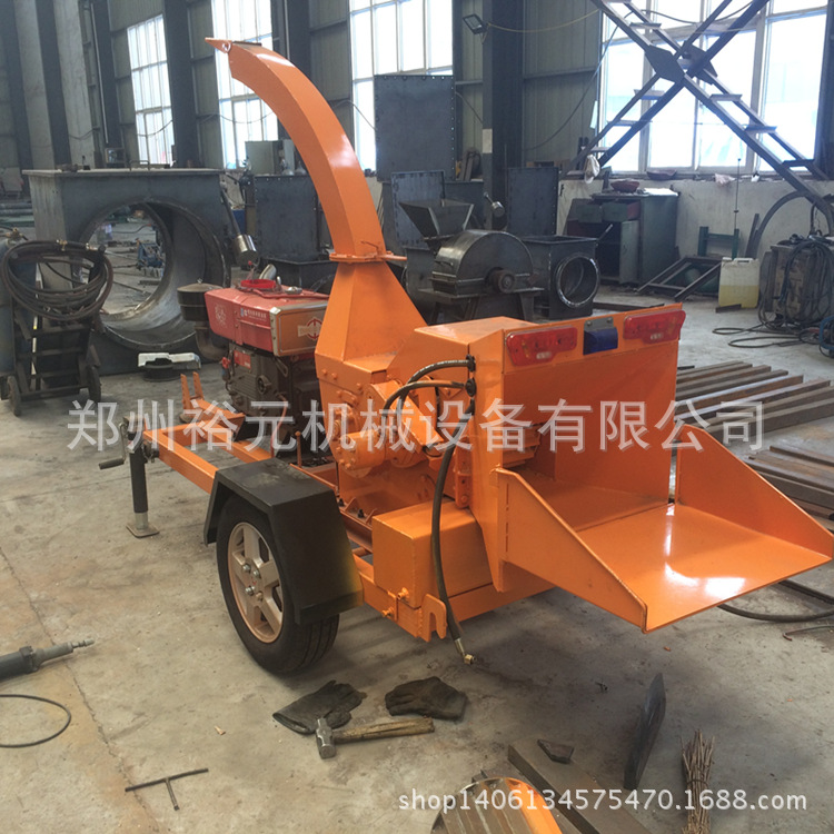 新型树枝粉碎机 林场专用移动柴油动力树枝条粉碎机 木材粉碎机