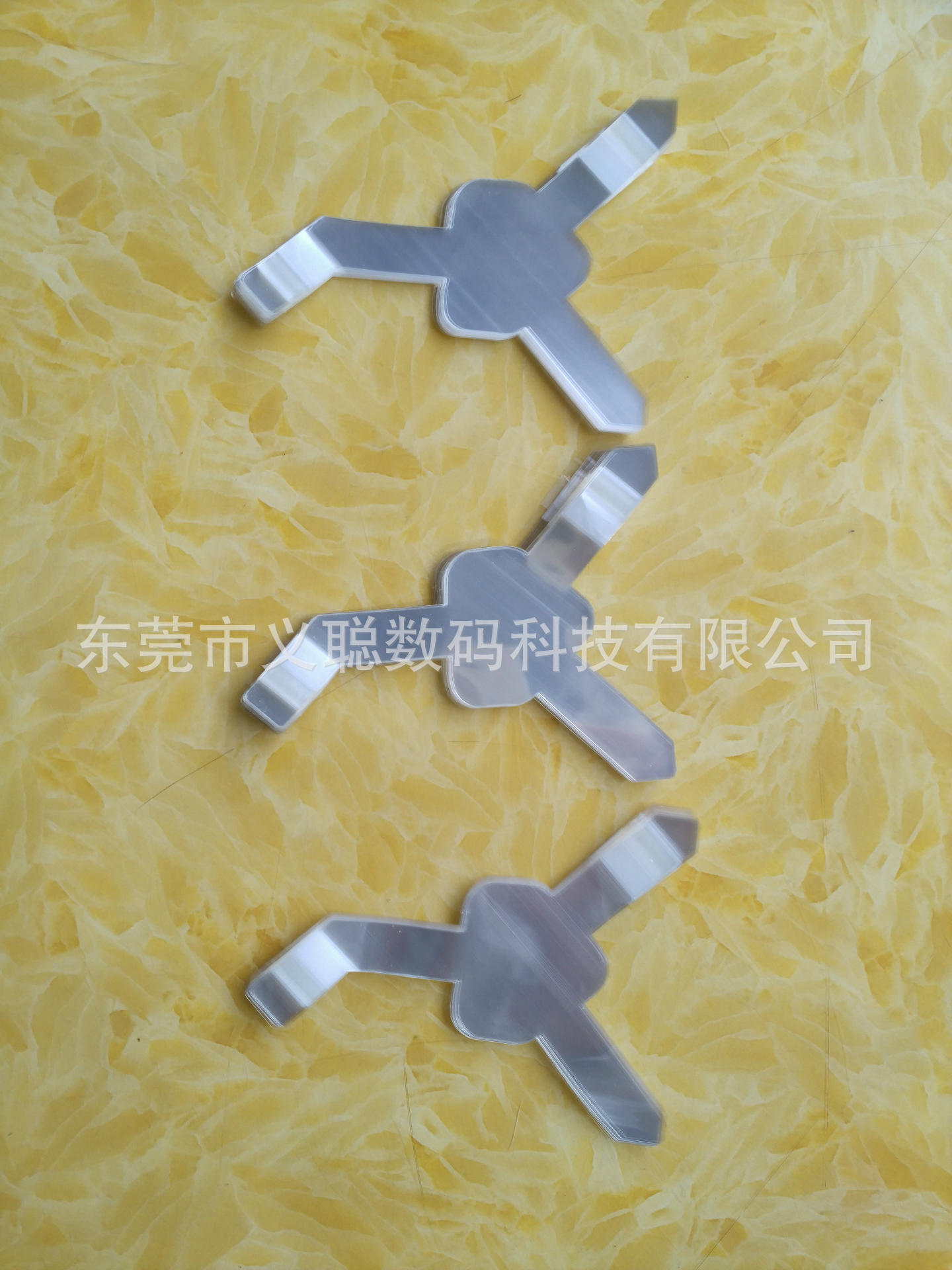 批发6代充电器英规保护膜宽110*长130 三角规透明包装牛膜