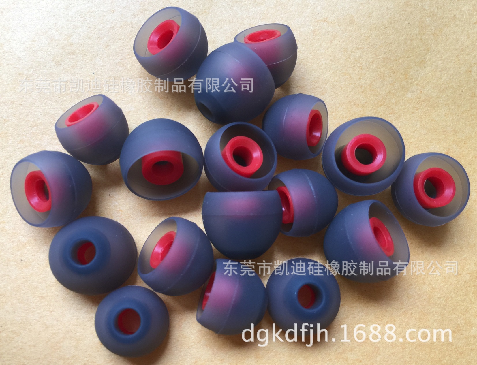 助听器耳塞 防护耳塞 大中小号 蘑菇头 防护耳塞 子弹头双色耳塞