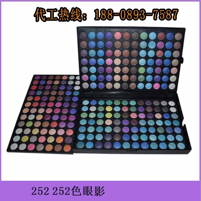 批发252色裸妆彩妆眼影盘卧蚕眼影盒防水哑光珠光大地色彩妆盘
