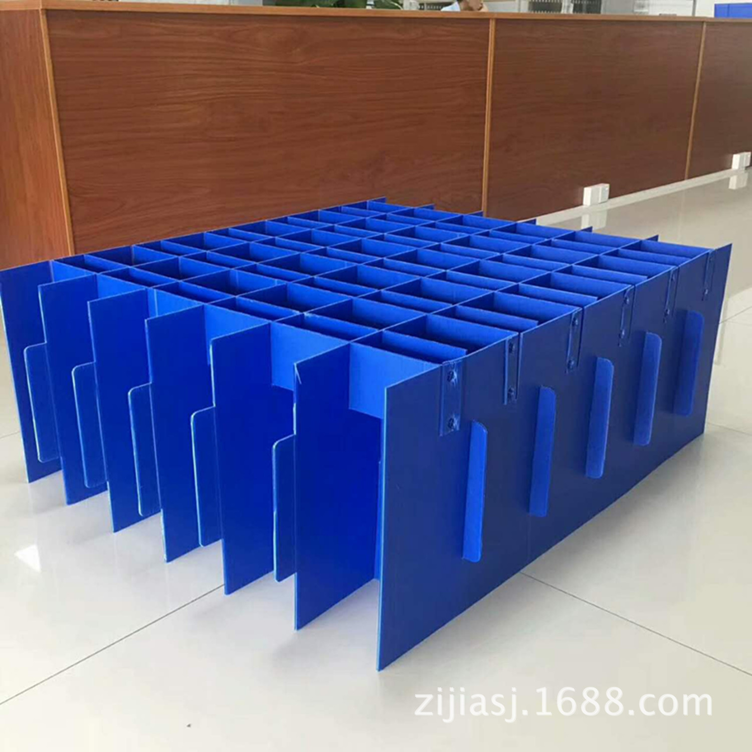 子佳供应中空板PP防静电中空板刀卡 塑料万通板刀卡