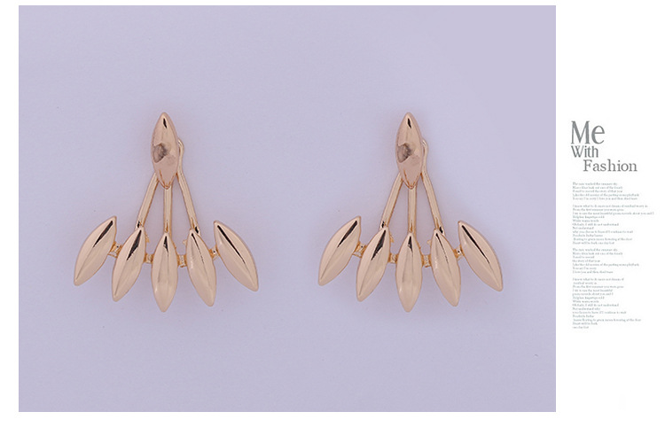 Simple Fashion Geometric Silver Stud Earrings for Women All-Match Glossy Horse Eye Shape detail image 7