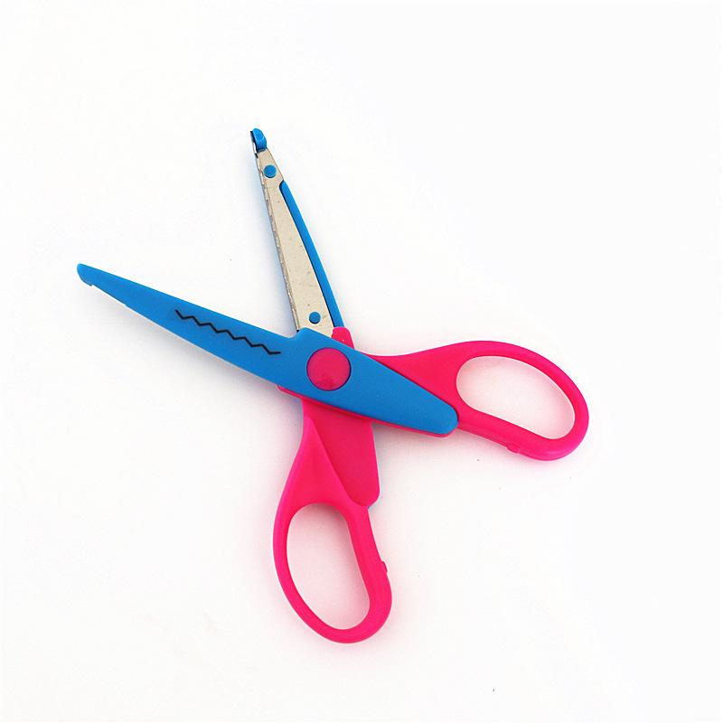 学生剪刀