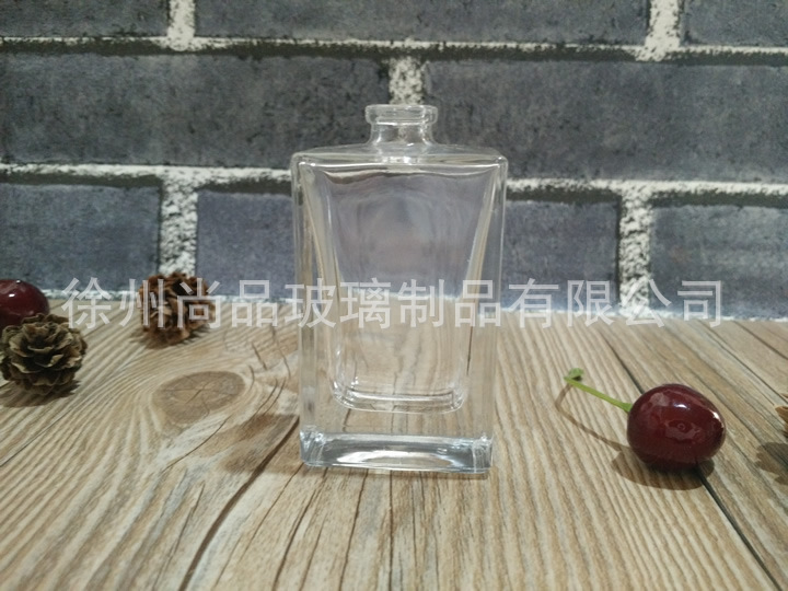 供应30ML精白料扁方玻璃香水瓶 高档卡口方形香水喷雾瓶定做