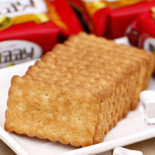 Korean imported snack food Lotte coconut milk honey biscuits hand-baked coconut crispy sweet biscuits 100g