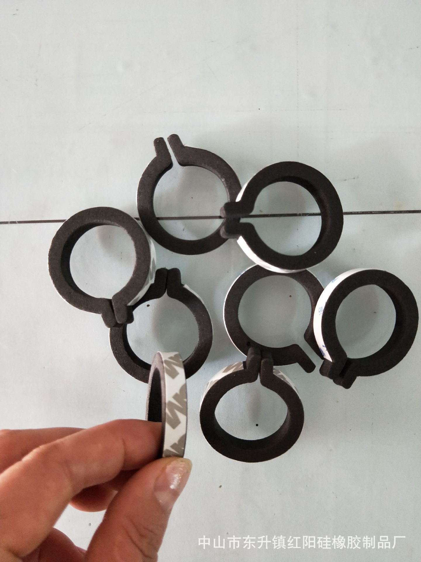 供应自粘EVA脚垫 背胶EVA胶垫 防滑EVA胶垫