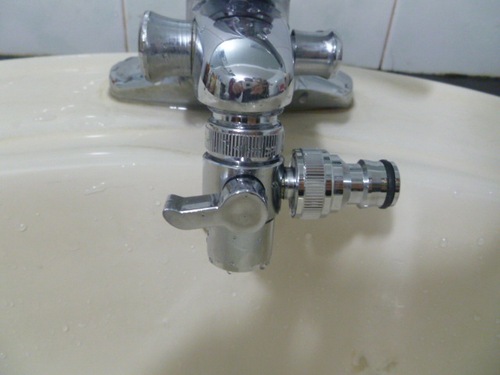 Basin faucet one-to-two fully automatic washing machine water inlet pipe adapter universal multi-function water distributor accessories