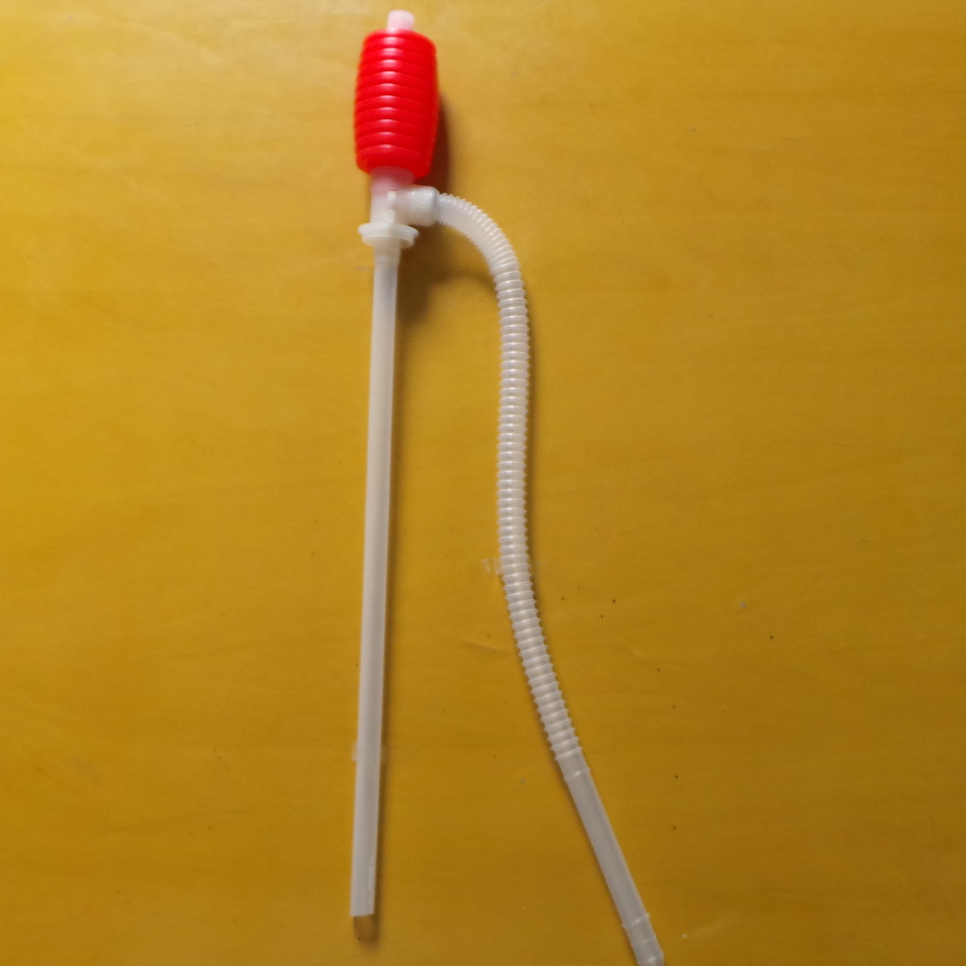 供应塑胶好小胶油抽/红、蓝油吸/虹吸管