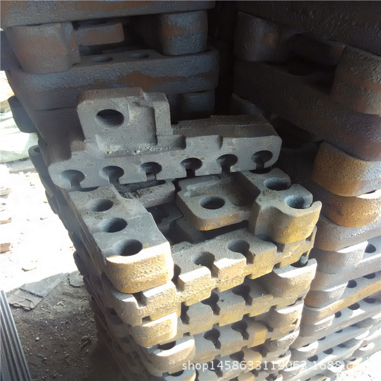 供应锅炉炉排 六孔夹板 左 右 中 五孔炉排片 鱼鳞锅炉边片