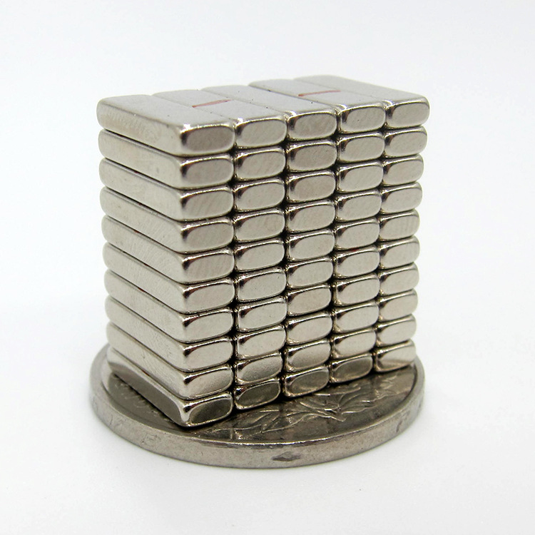 钕铁硼强力吸铁石手工小磁铁强磁片手机磁钢正方形12x4x2mm