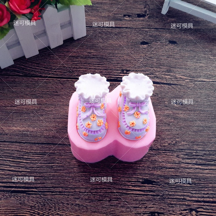 Zapatos de cerámica suave hecho a mano jabón molde chocolate molde jabón molde DIY fondant herramienta pastel molde al por mayor