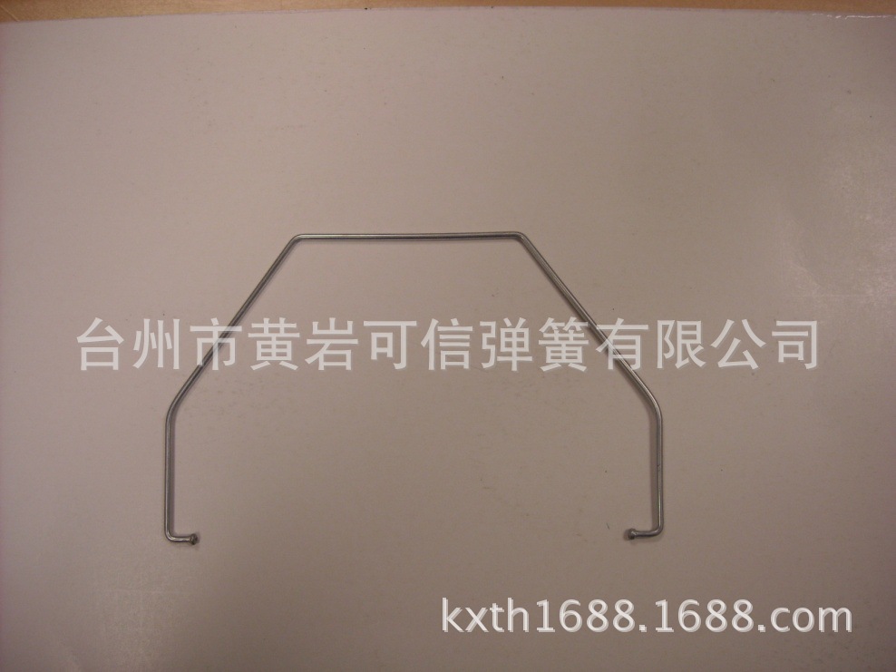 卫生桶，垃圾桶，铁丝工艺配件。质量有保