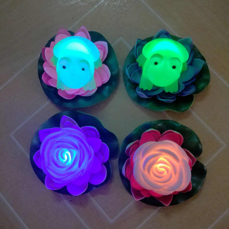 青蛙荷花灯