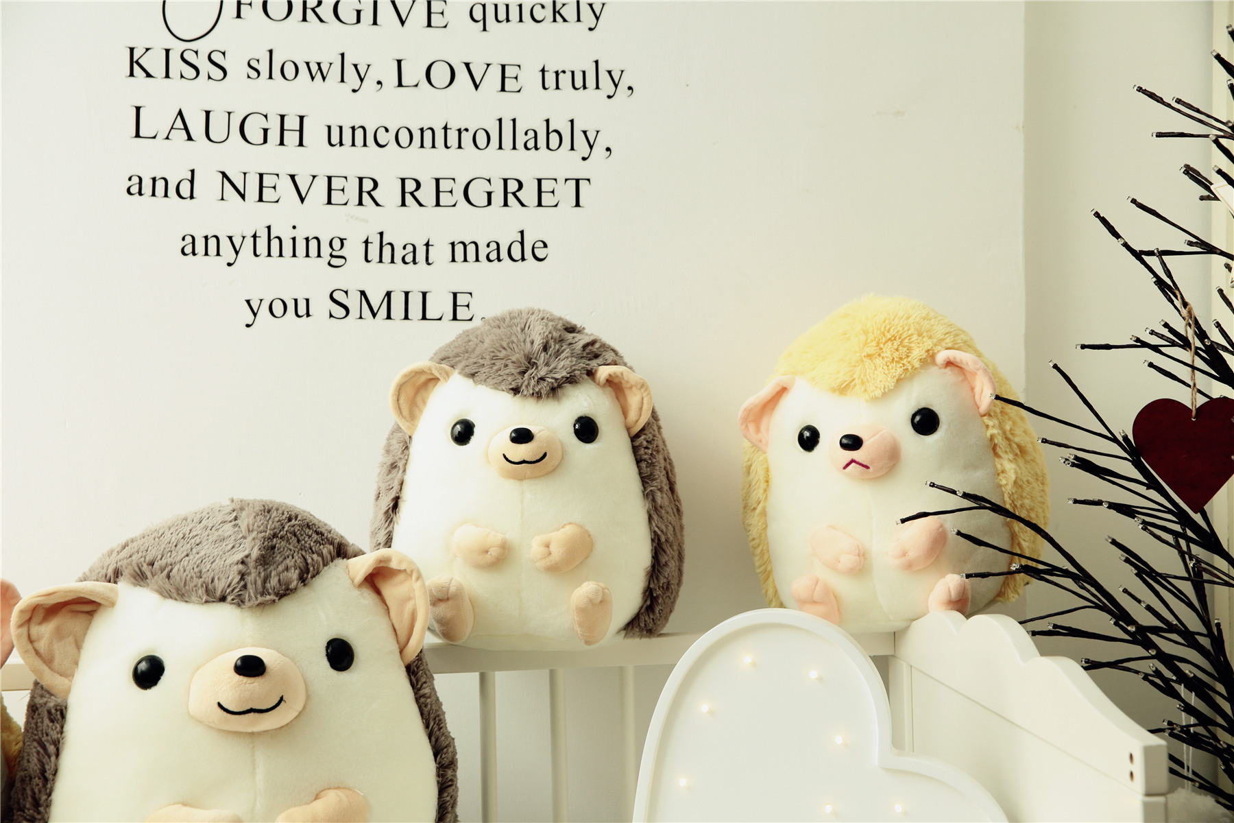 圆滚滚刺猬公仔