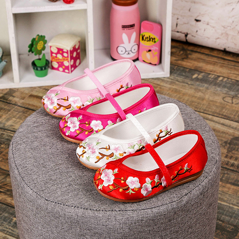 Original factory Source of goods Old Beijing girl Cloth shoes Chinese style Hanfu Single shoes Retro shoes Scenic spot characteristic On behalf of