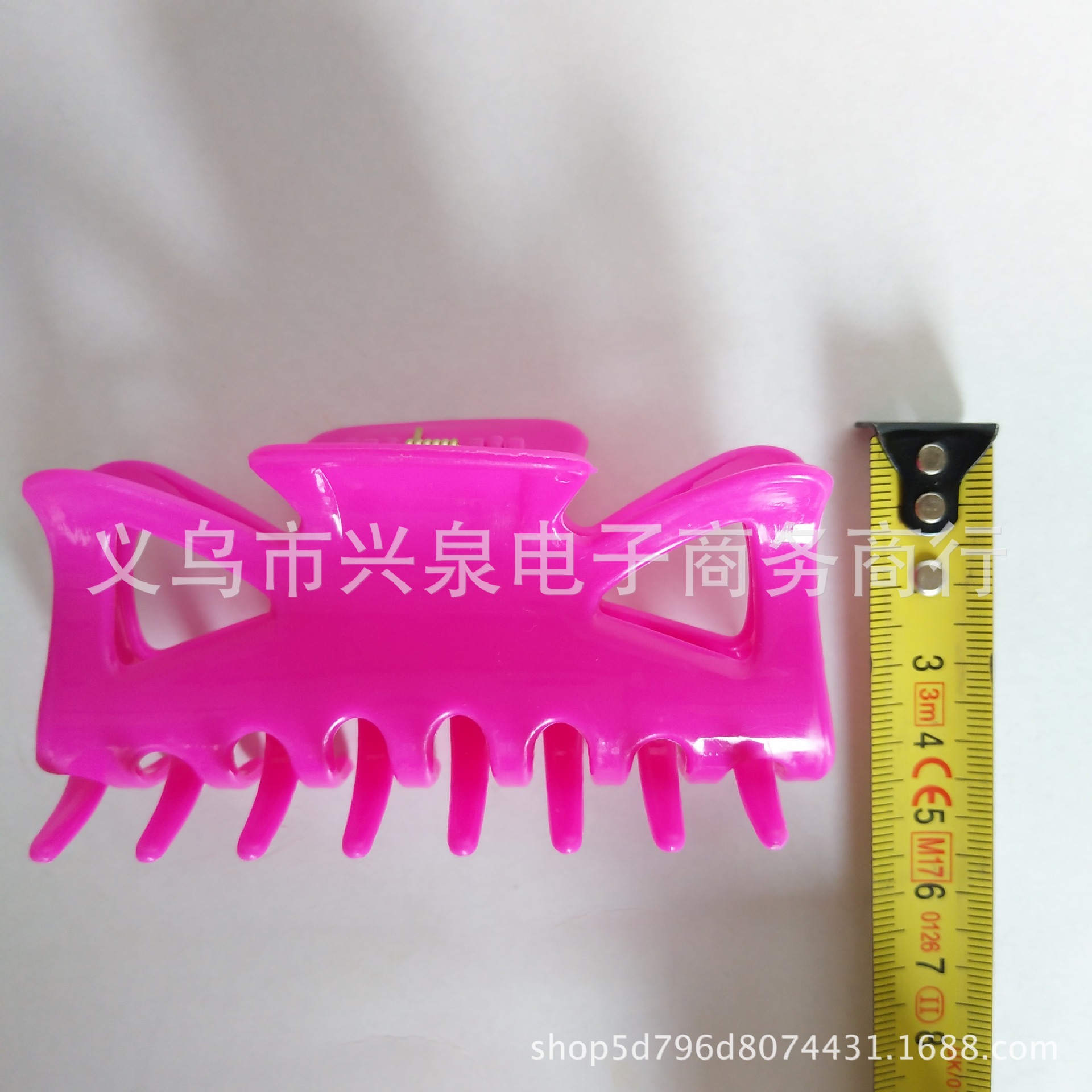 抓夹8爪塑料抓夹 时尚抓夹 义乌饰品批发 一元一件百货-阿里巴巴