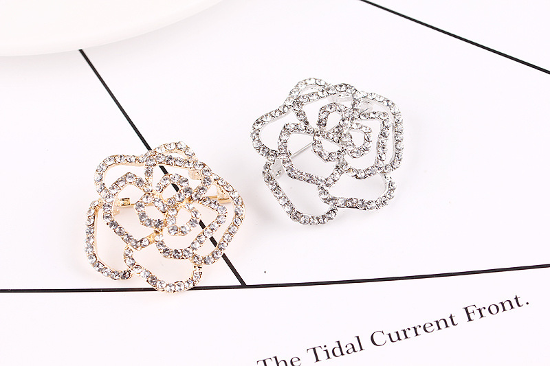 Versione coreana di spilla a forma di rosa con temperamento in strass, spilla da sposa, cardigan, spilla alla moda, vendita diretta in fabbrica_voghion.com
