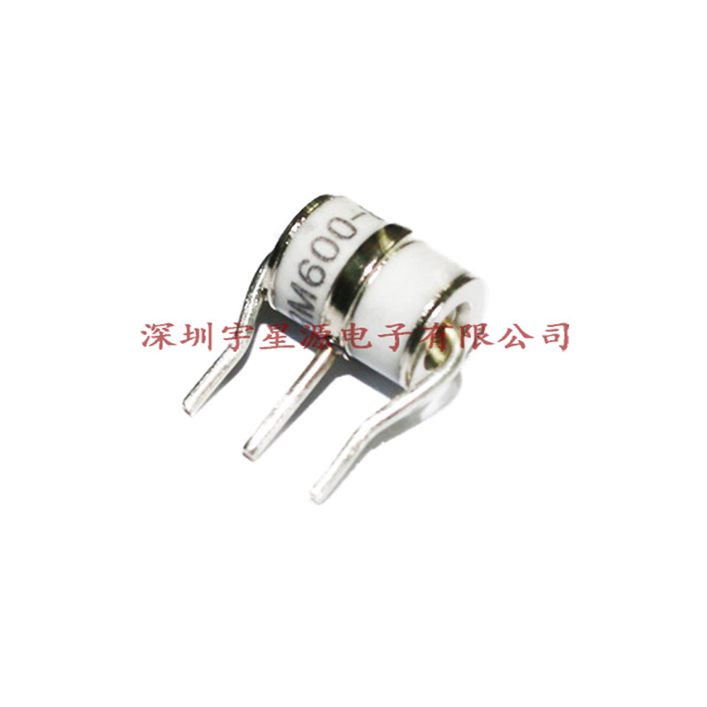 陶瓷气体放电管3RM600L-8 3脚600V防雷管8*10 10KA 3R600V