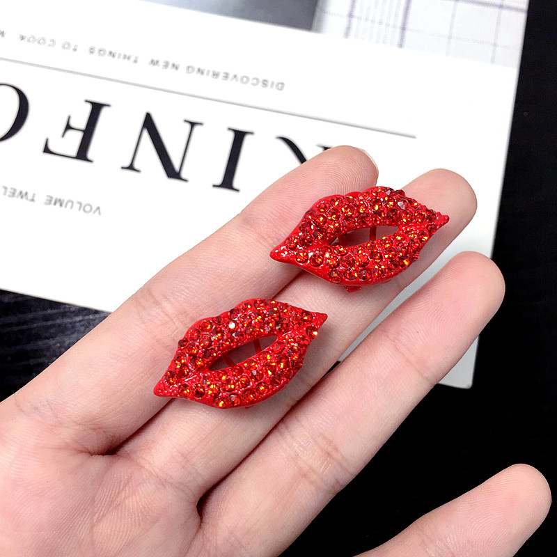 Korean Sexy Flame Red Lips Earrings Hypoallergenic Lips Earrings Exaggerated Fashion Earrings Wholesale Nihaojewelry display picture 5